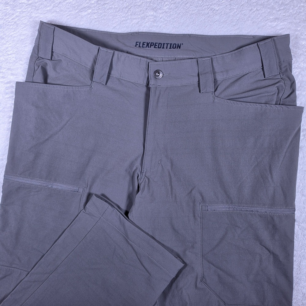 NEW Duluth Trading Co Flexpedition Mens 38x32 Gray Nylon Stretch Cargo Pants